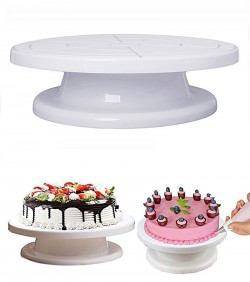 Cake decorating turntable